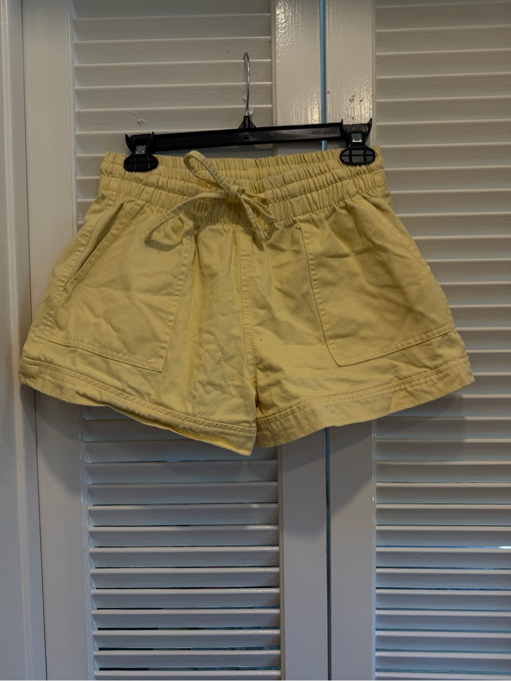 100% cotton forever 21 Yellow Drawstring Women’s Shorts
